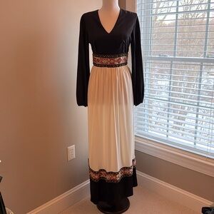 Vintage “Mod” maxi dress - size Small